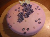 Lite smaskigt en helg test_cake_creame_and_sugarpaste.jpg
