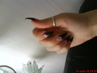 fina naglar