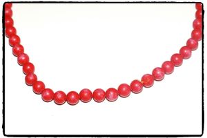 Halsband - Rött pärlhalsband