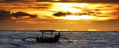 Magisk solnedgång i Filippinerna