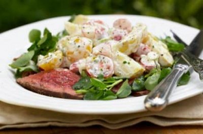 /rare-roast-beef-and-crushed-potato-salad.jpg
