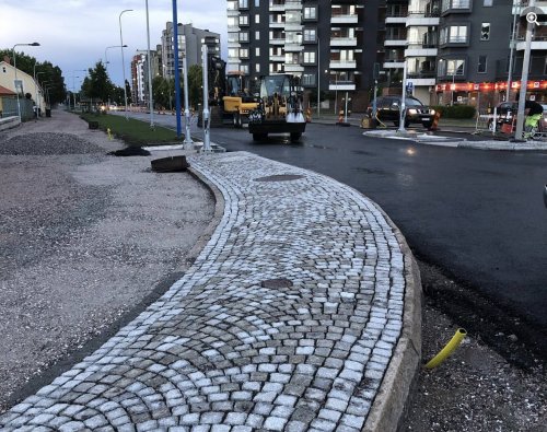 Pågående asfaltering i Örebro.
