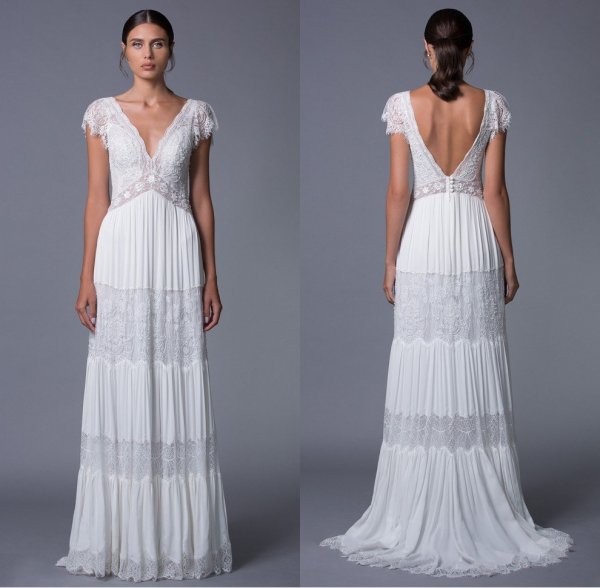 robe de mariée longue bohème chic col v dos échancré mancherons dentelle