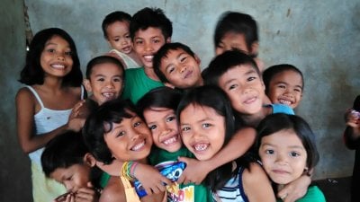 The kids in the Tangub mountains in Philippines received bibles in July 2016.  KKC thanks the donor for the bibels