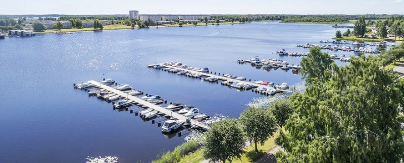 Vill du flytta närmare Vänern till vackra Karlstad? Kontakta våra mäklare i Karlstad!