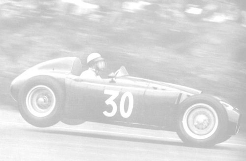 1955-belgian-gp-eugenio-castellotti-lancia-d50.jpg