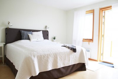 /master-bedroom.jpg