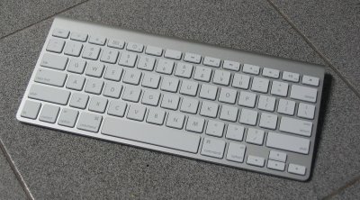 /apple-wireless-keyboard-aluminum-2007.jpg