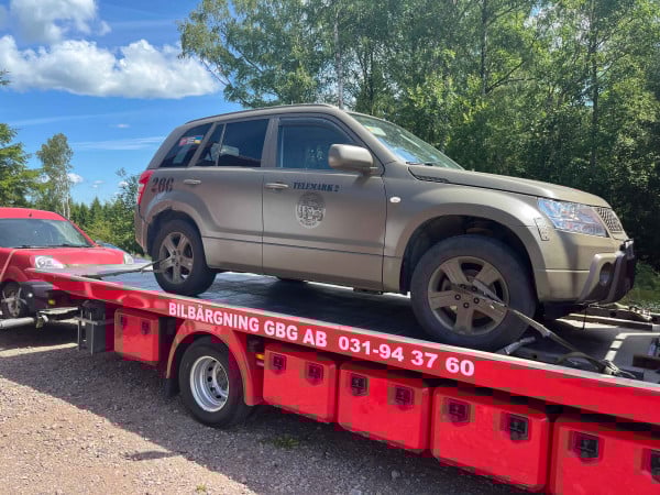 Skrota bilen i Kungälv – guide till bilskrot, ersättning och hämtning