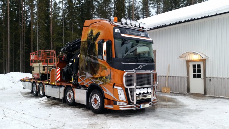 Kranbilar i Sverige som gör jobbet.