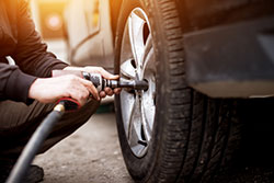 Ett däckbyte utfört av Supreme Autoservice i Malmö