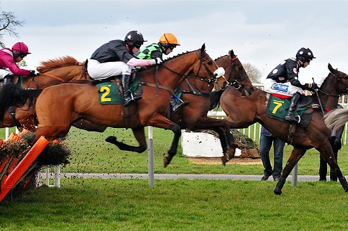 Horse racing av Paolo Camera.