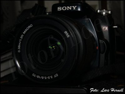 Sony DT 18-70mm 1:3.5-5.6 med 55mm filtergänga